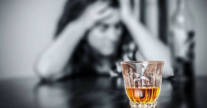 Алкохолен делириум - симптоми, лечение и последствия от бяла треска