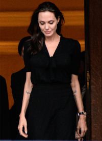 Angelina Jolie provedla dvojitou mastektomii