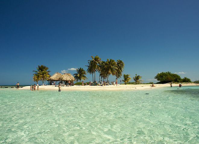 V Belize je mnoho čistých pláží
