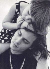 Johnny Depp se svou malou dcerou
