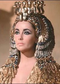 Elizabeth Taylor ve filmu Cleopatra (1963)