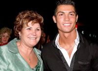 Ronaldo a máma