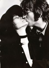 Yoko Ono a John Lennon zaznamenali společný disk