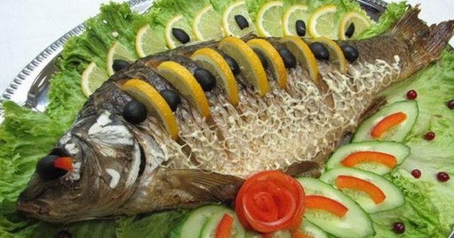 Kapr v troubě ve fólii - nejlepší recepty na pečení ryb