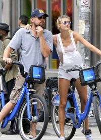 Leonardo DiCaprio má rád jízdu na kole s dívkami