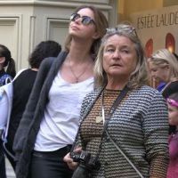 Мама на Леонардо Ди Каприо на разходка в Москва