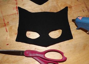 как да направите батманска маска от картон3