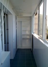 Шкафове за балкони и лоджии 1