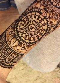 mehendi على الرسغ رسم 8