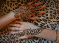 mehendi في home4