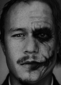 podle otce, reinkarnace v darebáku byla Heath Ledger příliš těžká