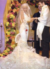 Кристина Агилера в сватбена рокля 3