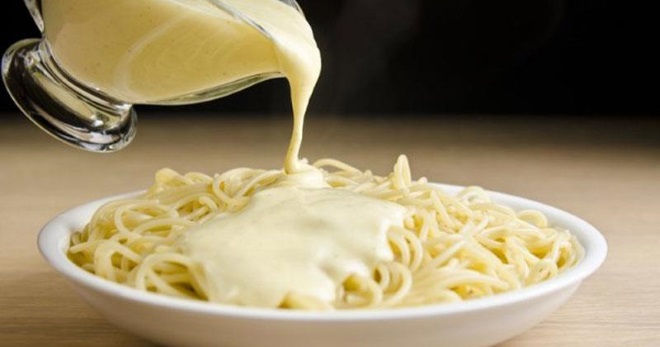 Krémová omáčka na špagety - vynikající recepty z nejlepších doplňků italských těstovin