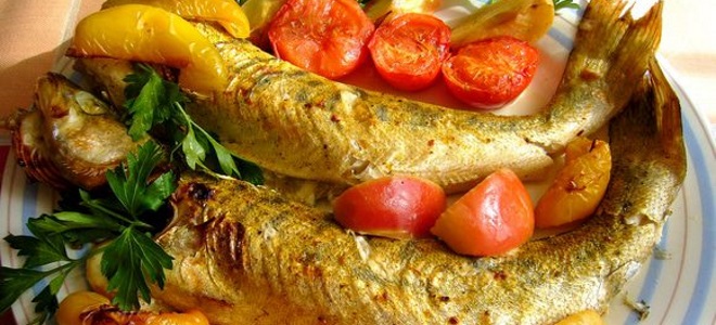 Zubáč v troubě - nejzajímavější recepty pečené ryby