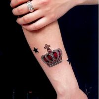 koruna tetování na zápěstí pro devushek4