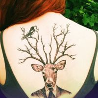 což znamená tetování jelena