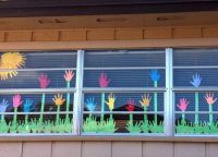 Dekorace oken na jaře v mateřské škole 10