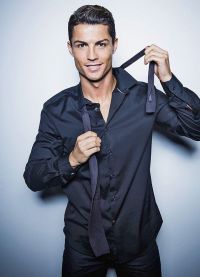 Cristiano Ronaldo v košili